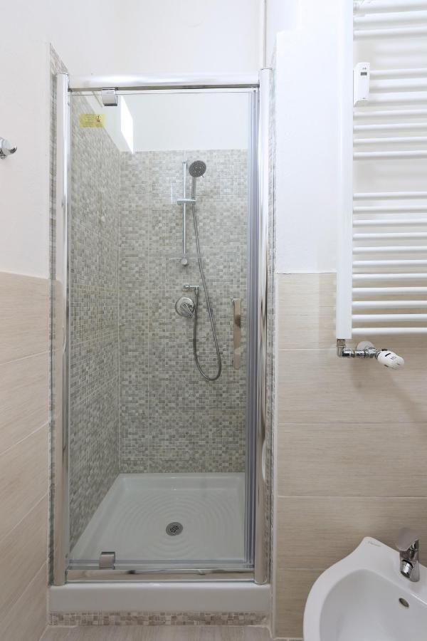 Casajulienne Apartment Milan Bagian luar foto