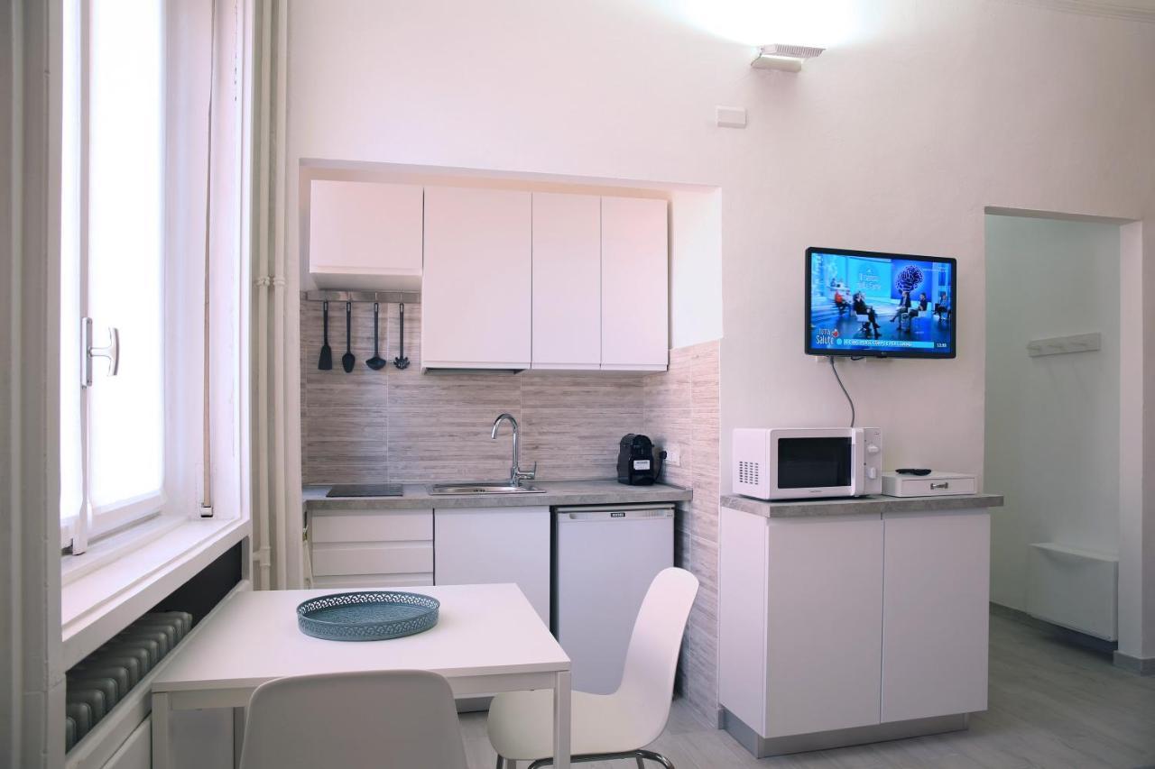 Casajulienne Apartment Milan Bagian luar foto